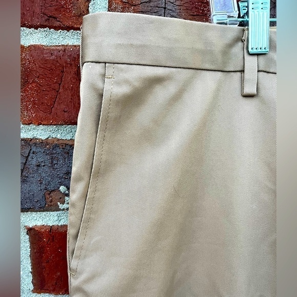 Jos A Bank Tailored Fit Chinos 38 x 32 - Picture 3 of 7